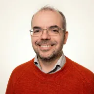 Mr. Guy Robertson