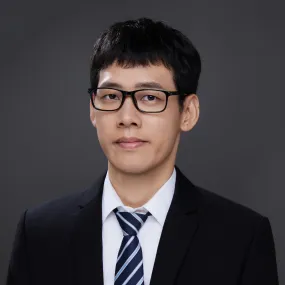 Dr. Aaron Liu