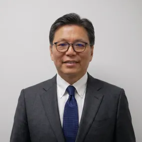 Dr. Harrison Chang